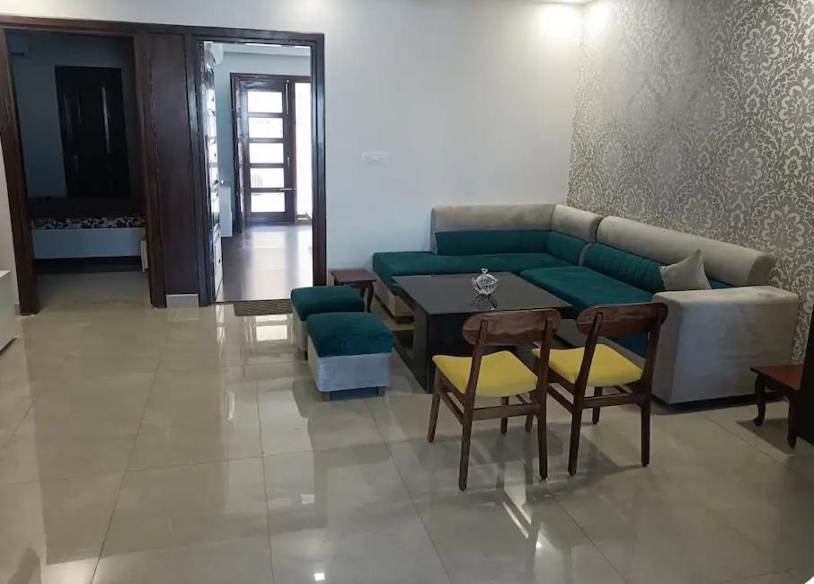 Homistay 1 Bhk Panchkula Exterior photo